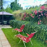 アパート Garden And Woerthersee 1000m